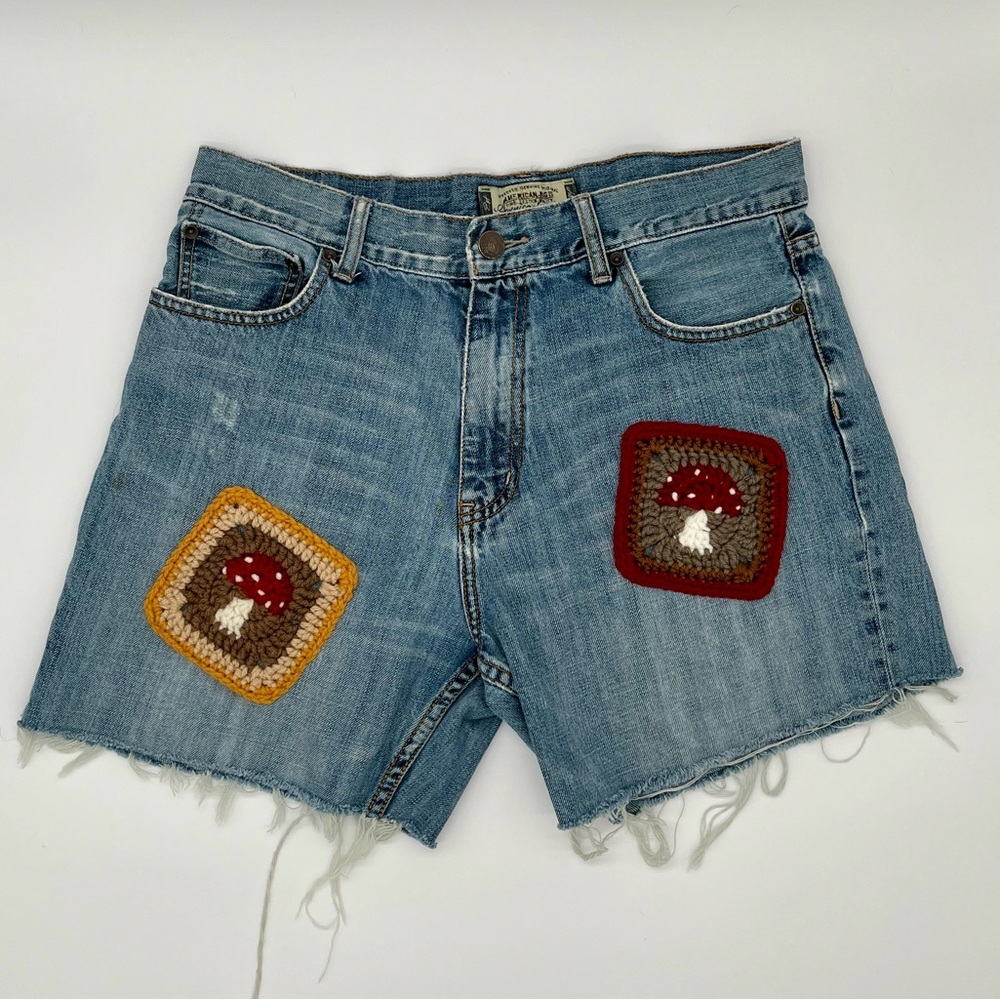 American Rag cut offs with mushrooms